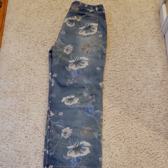 Non branded Denim - Floral Patterned Jeans High Waist